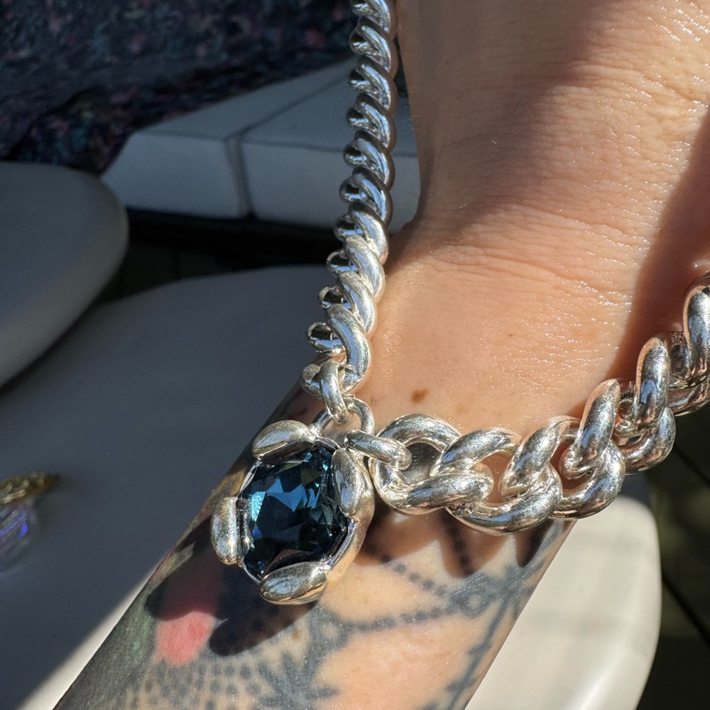 UNO de 50 Silver Necklace with Dark Blue Stone - Picture 2 of 10